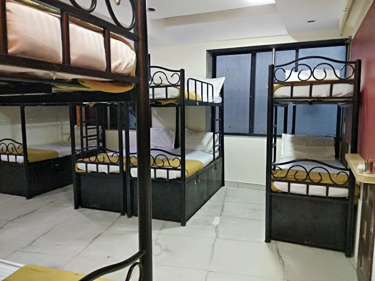 Bandra Dormitory Only For Indian Mumbai Exterior photo