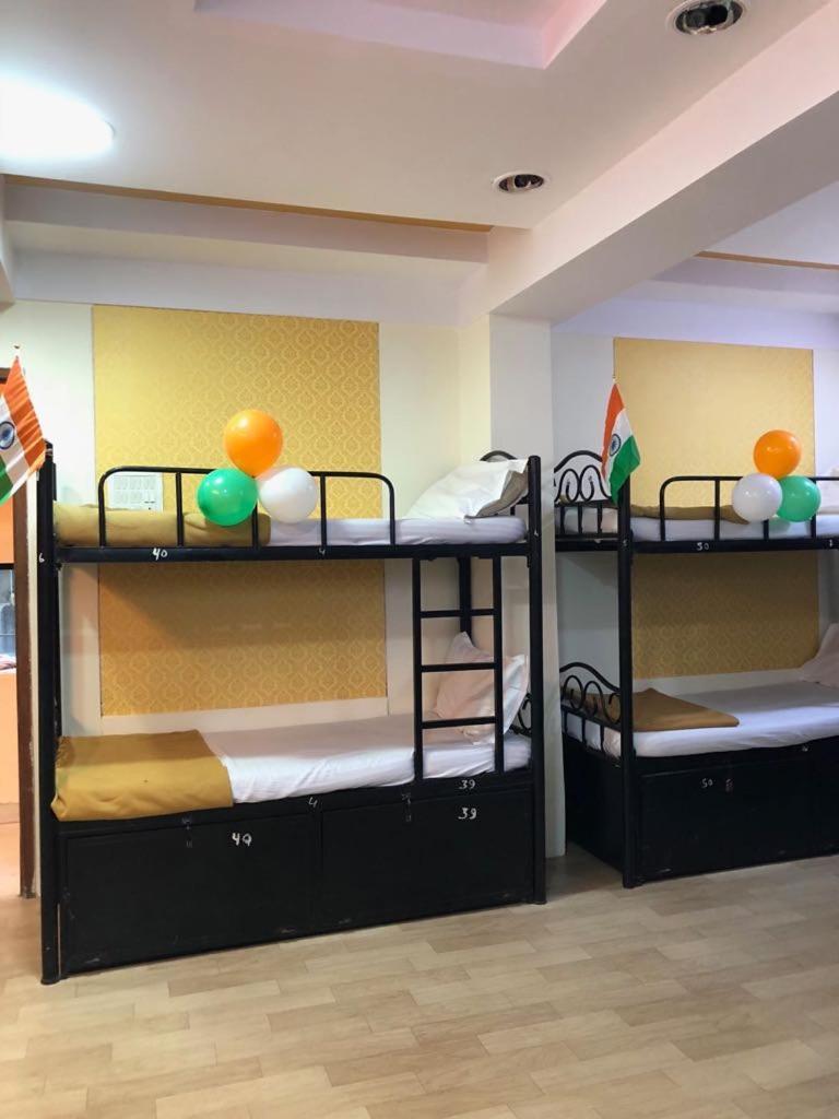 Bandra Dormitory Only For Indian Mumbai Exterior photo